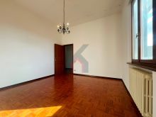 camera da letto padronale piano primo (3)