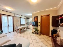 soggiorno con angolo cottura (13)