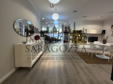SHOWROOM
