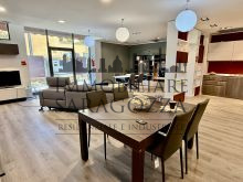 SHOWROOM