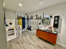 SHOWROOM